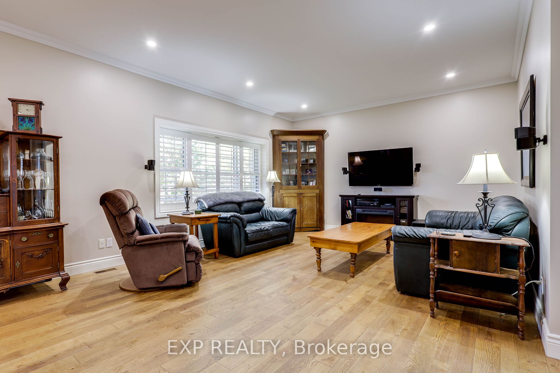 53 Georgina Dr