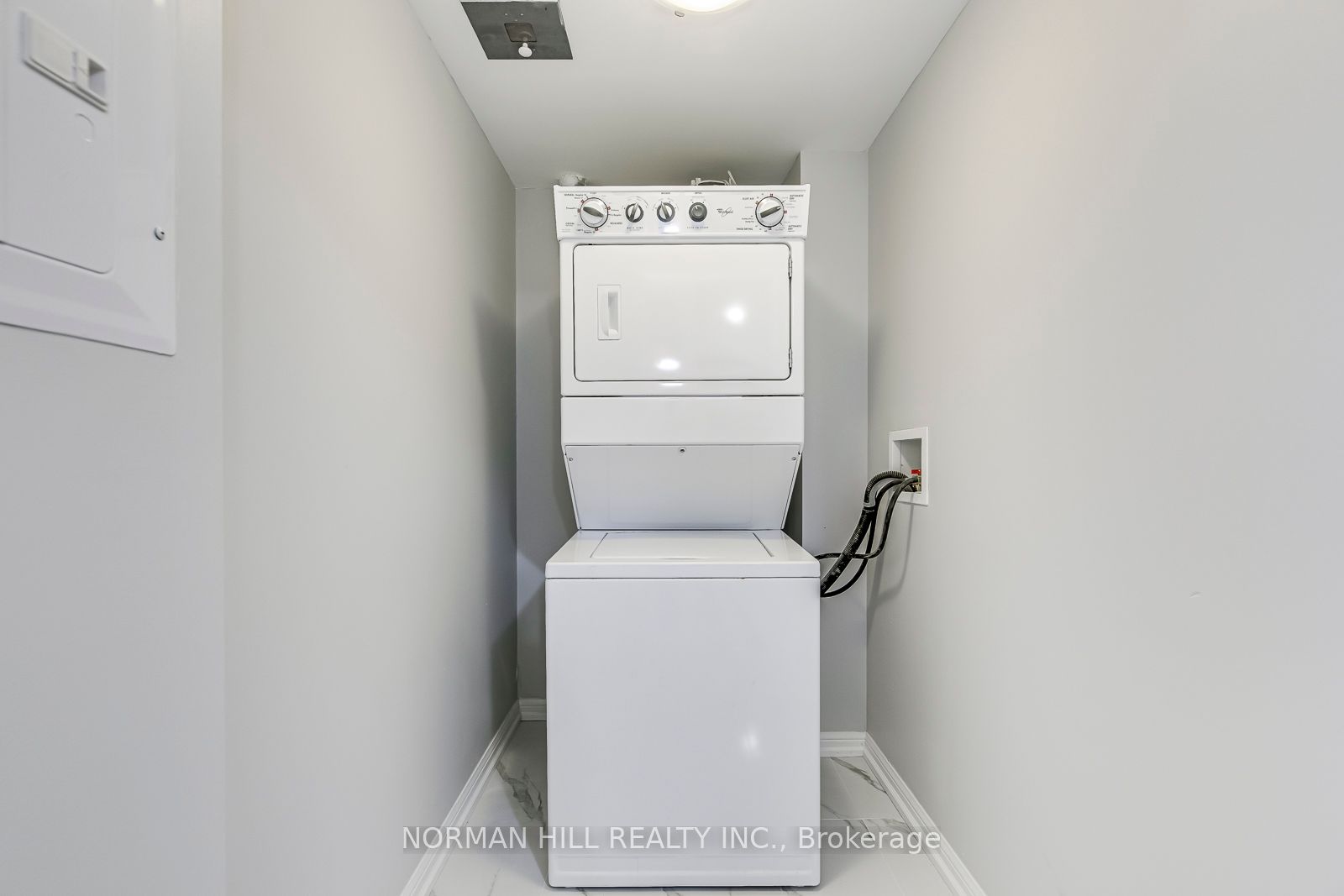 60 Mendelssohn Street, #104