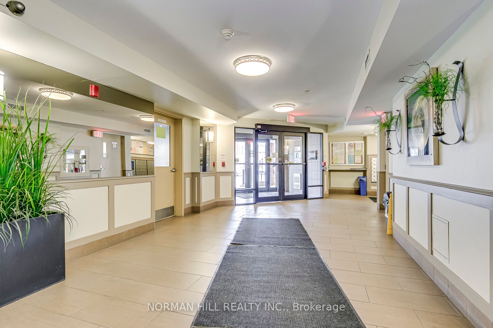 60 Mendelssohn Street, #104