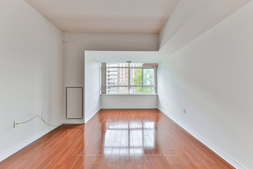 115 Bonis Ave, #609