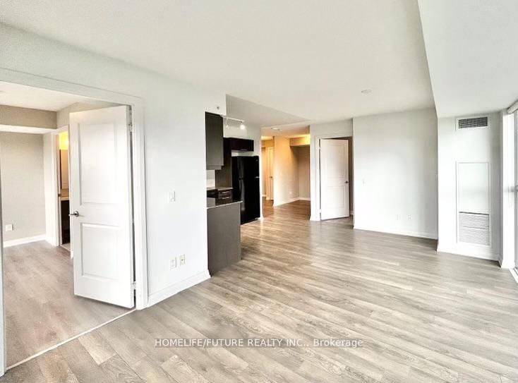 30 Meadowglen Pl, #1902