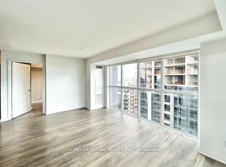 30 Meadowglen Pl, #1902