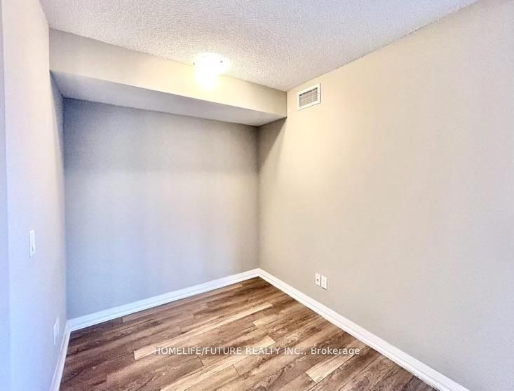 30 Meadowglen Pl, #1902