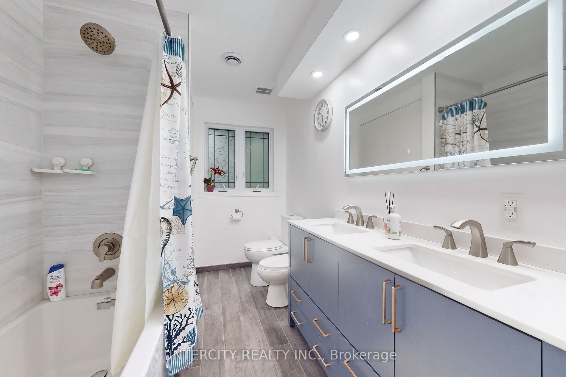 3505 Cochrane Street