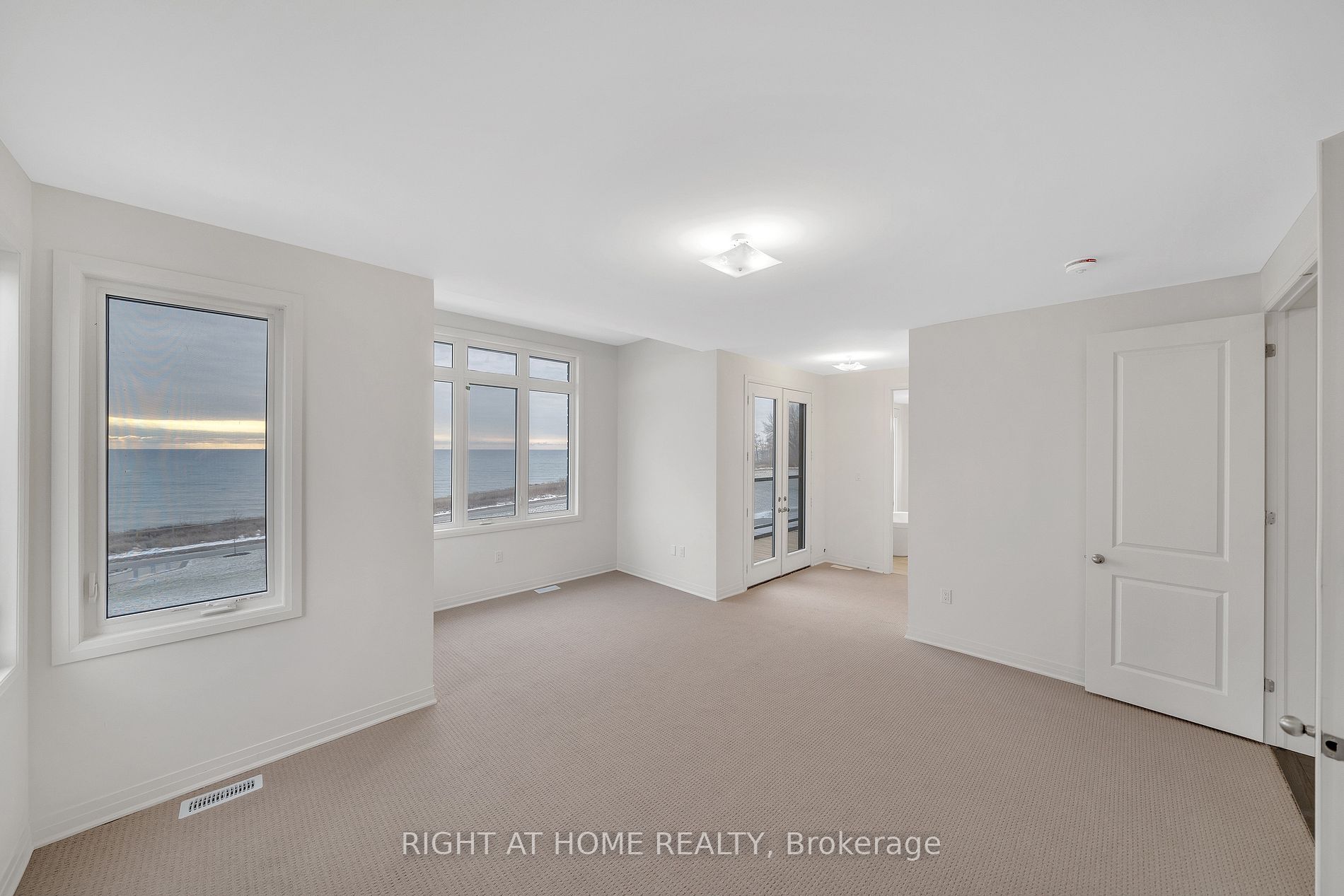 275 Port Darlington Road