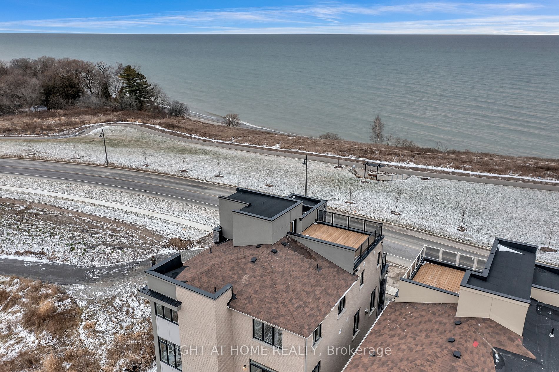 275 Port Darlington Road