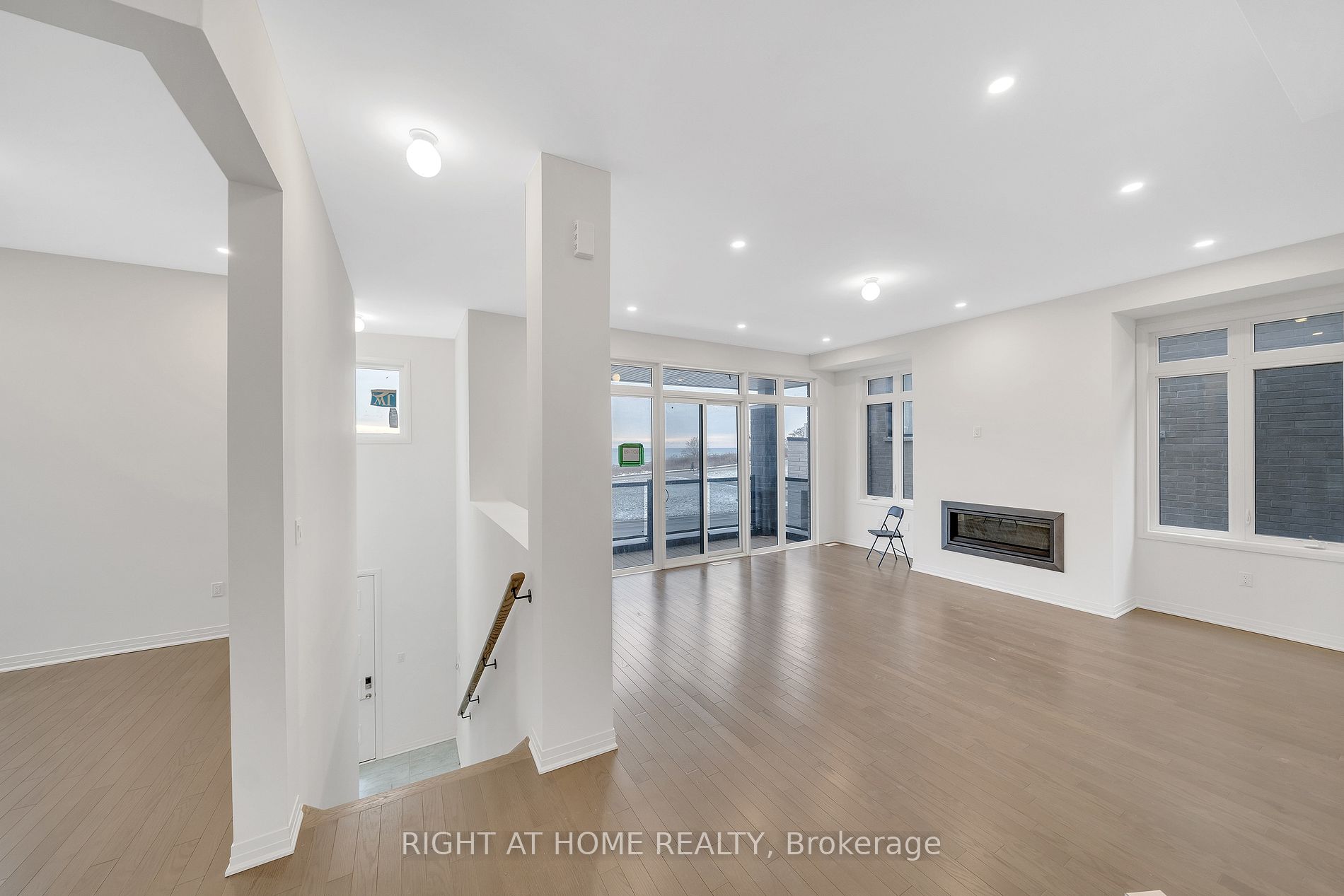 275 Port Darlington Road