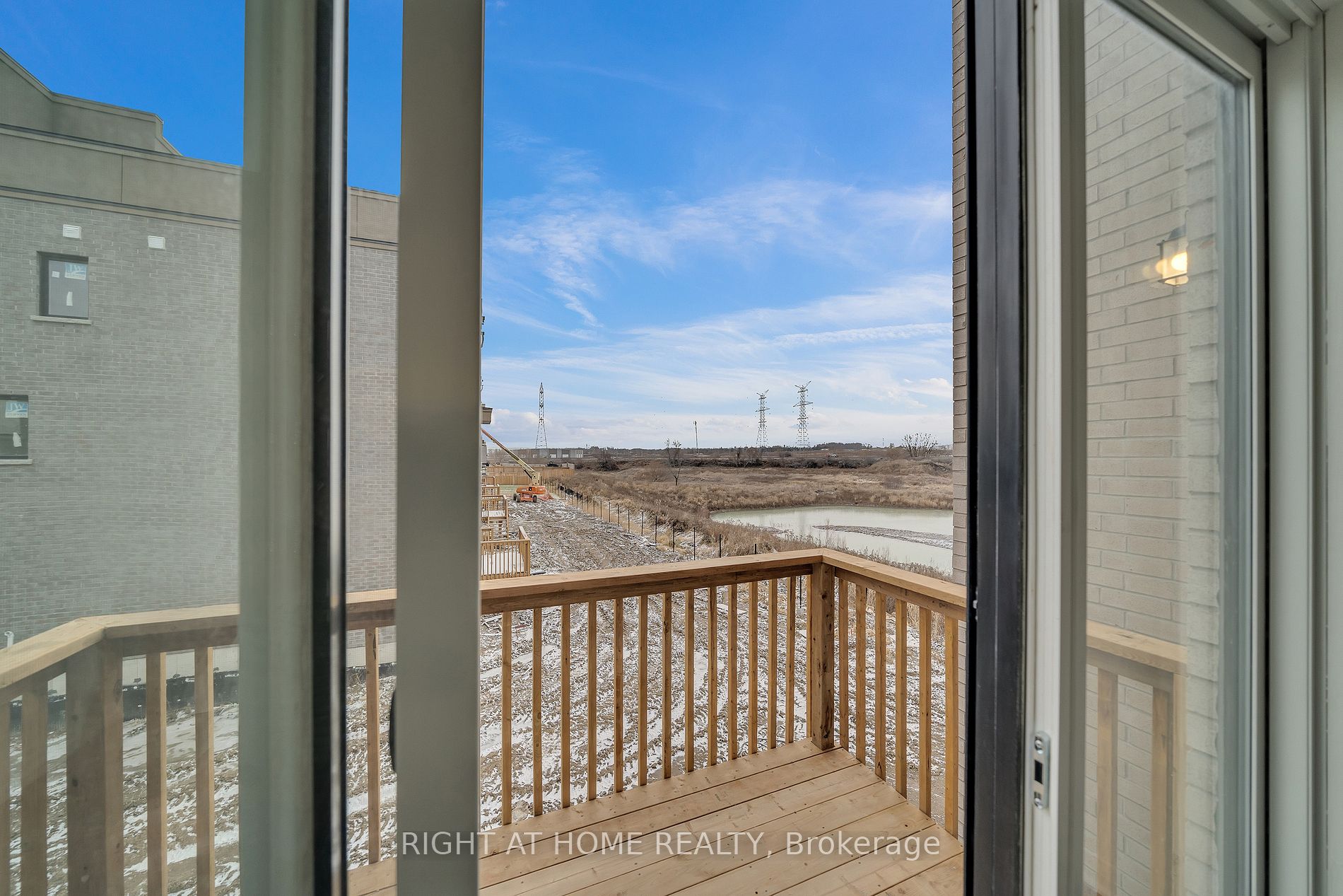 275 Port Darlington Road