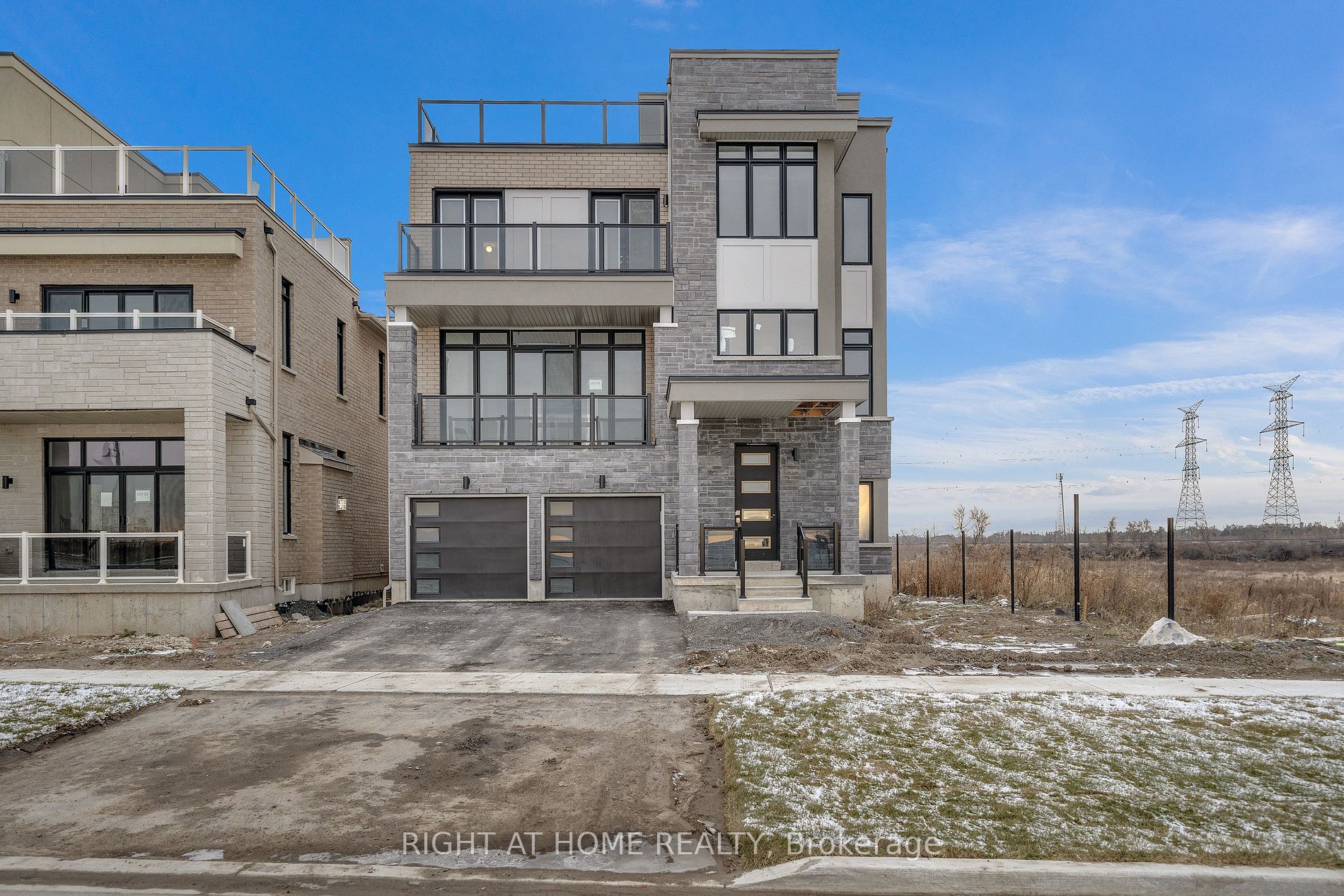275 Port Darlington Road