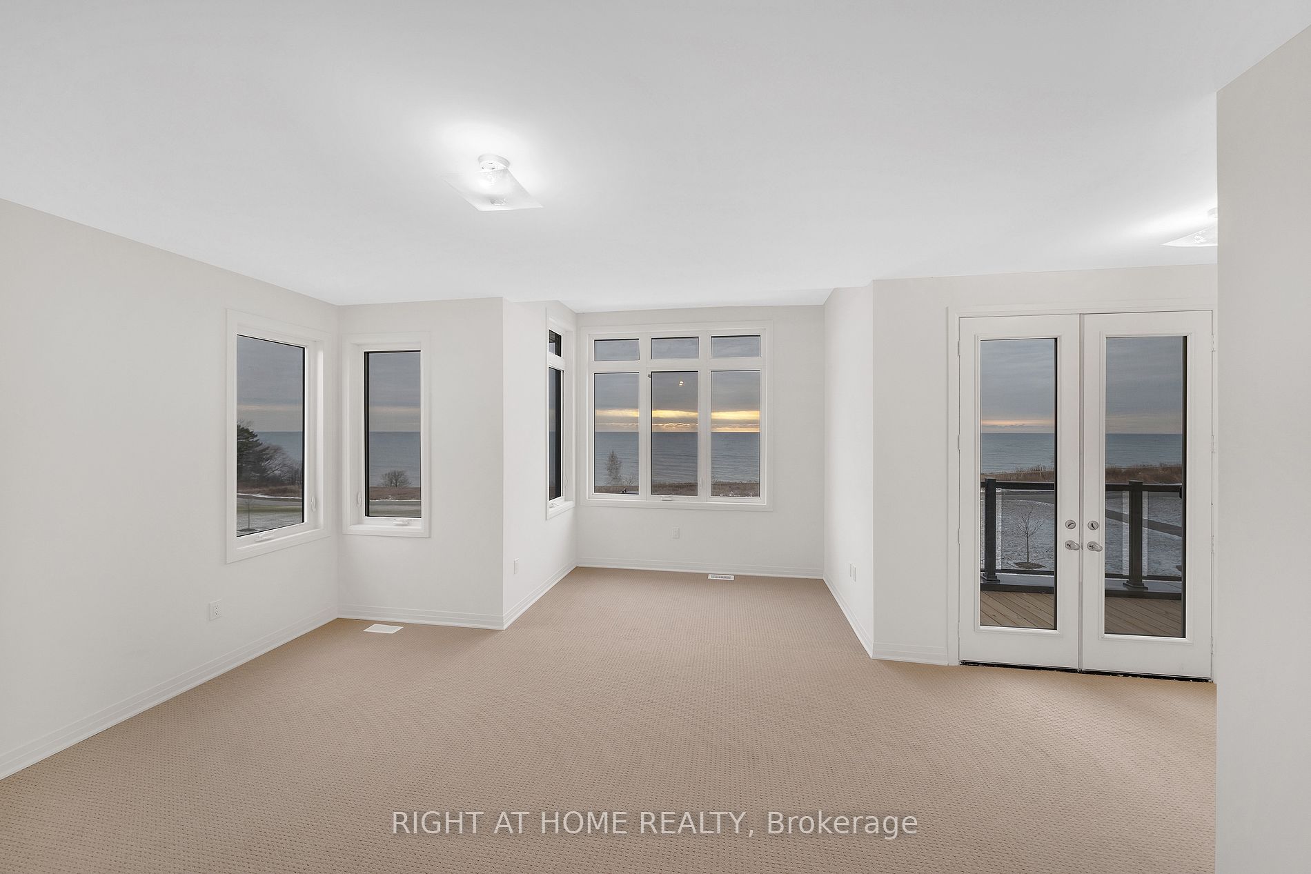 275 Port Darlington Road
