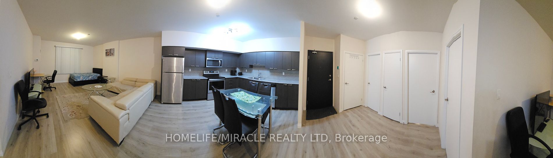 2152 Lawrence Avenue E, #101
