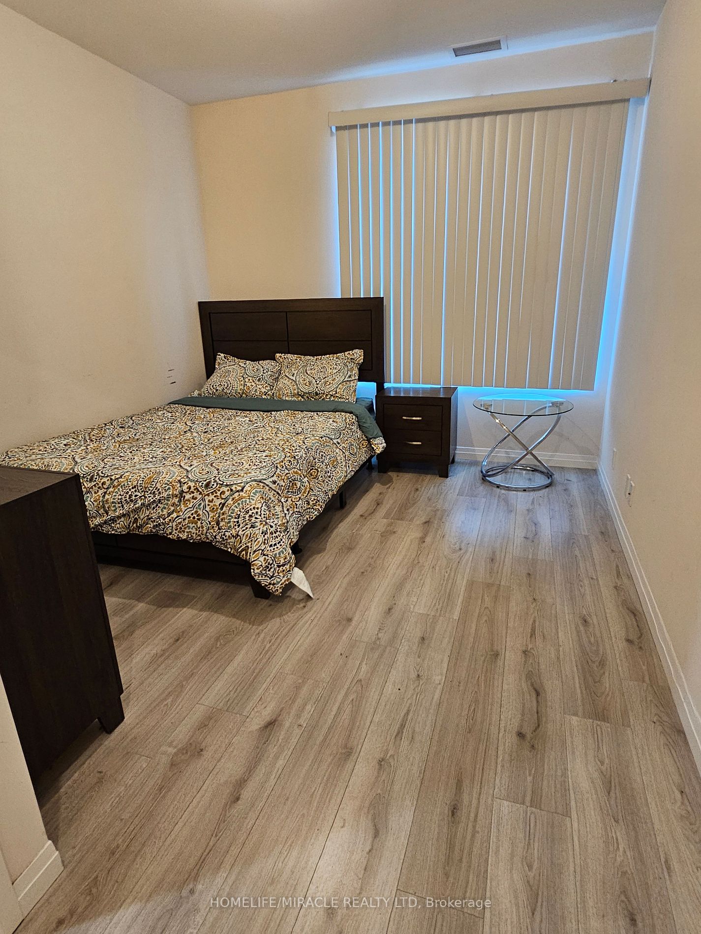 2152 Lawrence Avenue E, #101