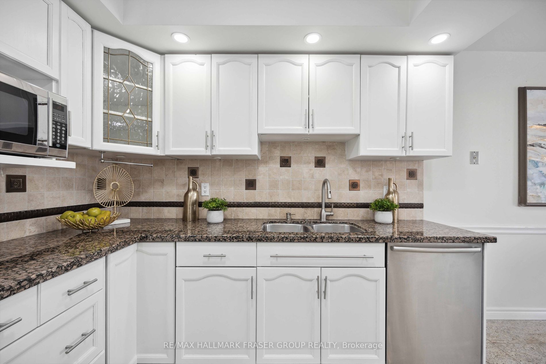 2121 Lynn Heights Drive
