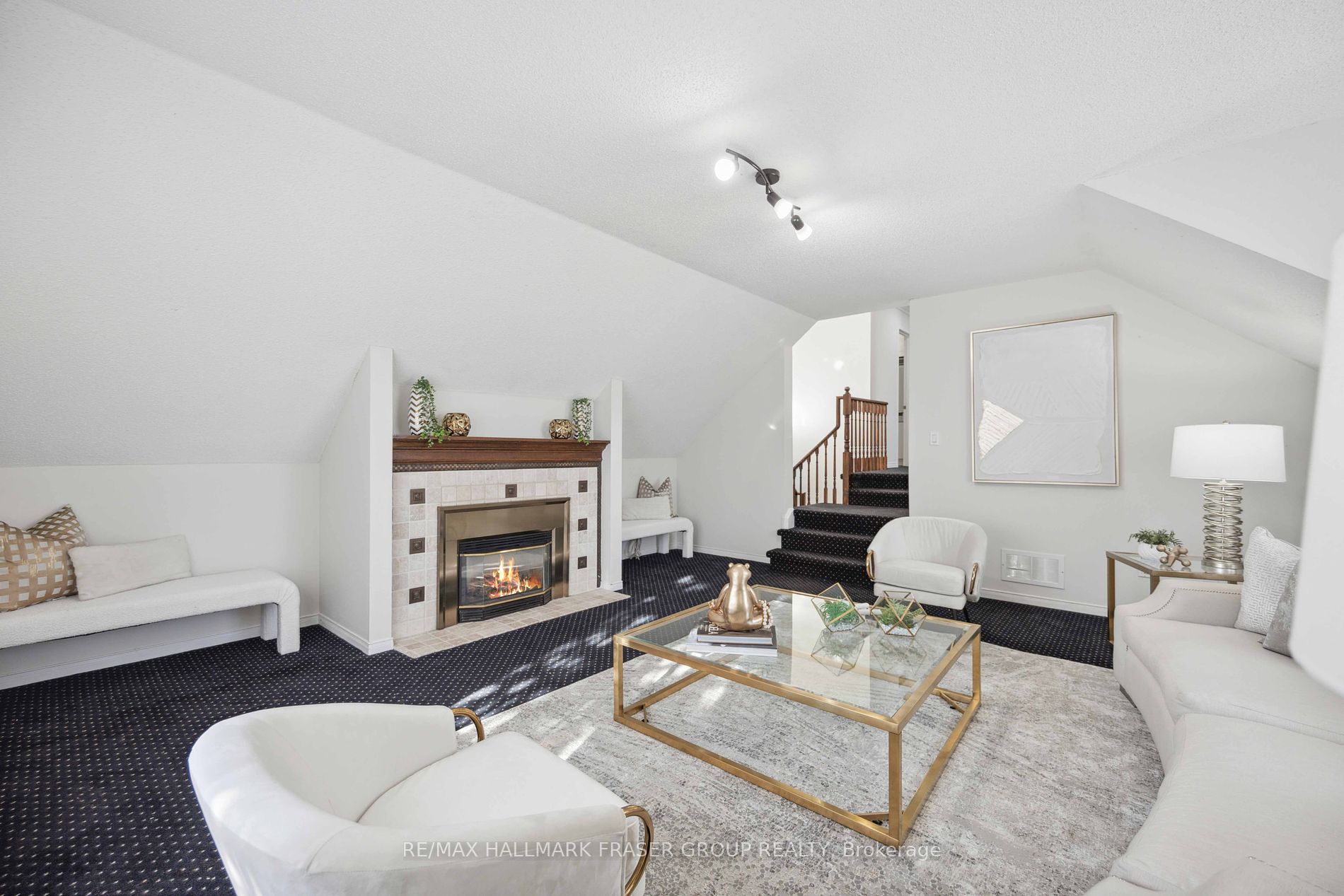 2121 Lynn Heights Drive