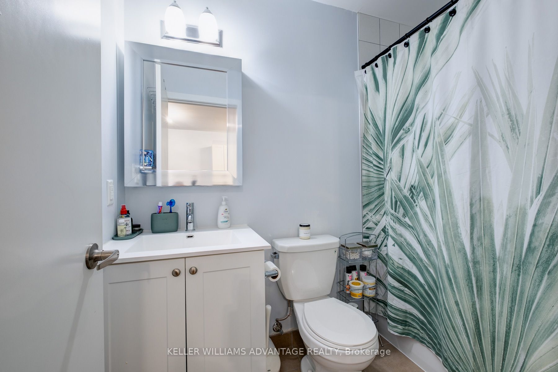 3560 St. Clair Ave E, #212