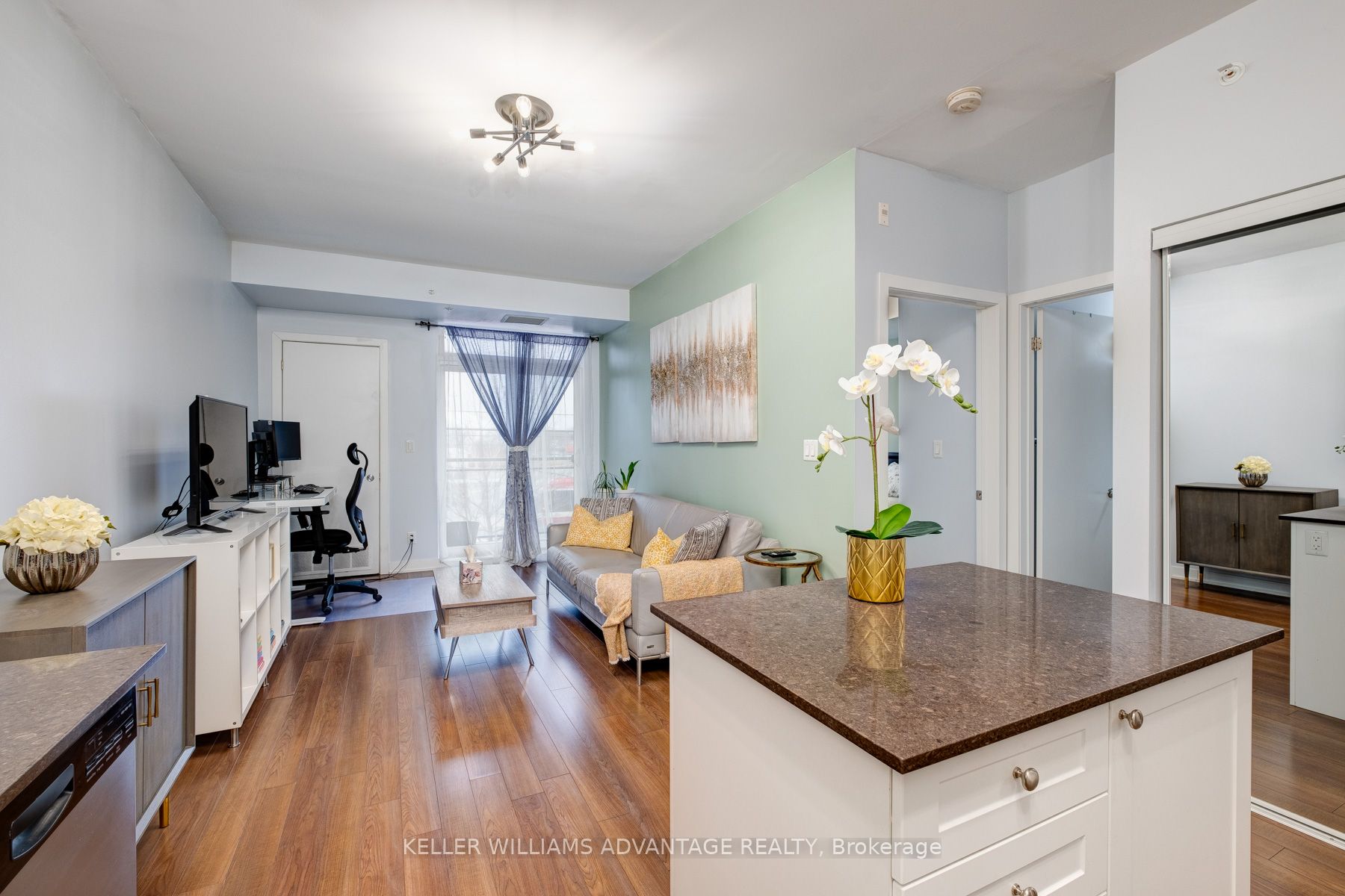 3560 St. Clair Ave E, #212