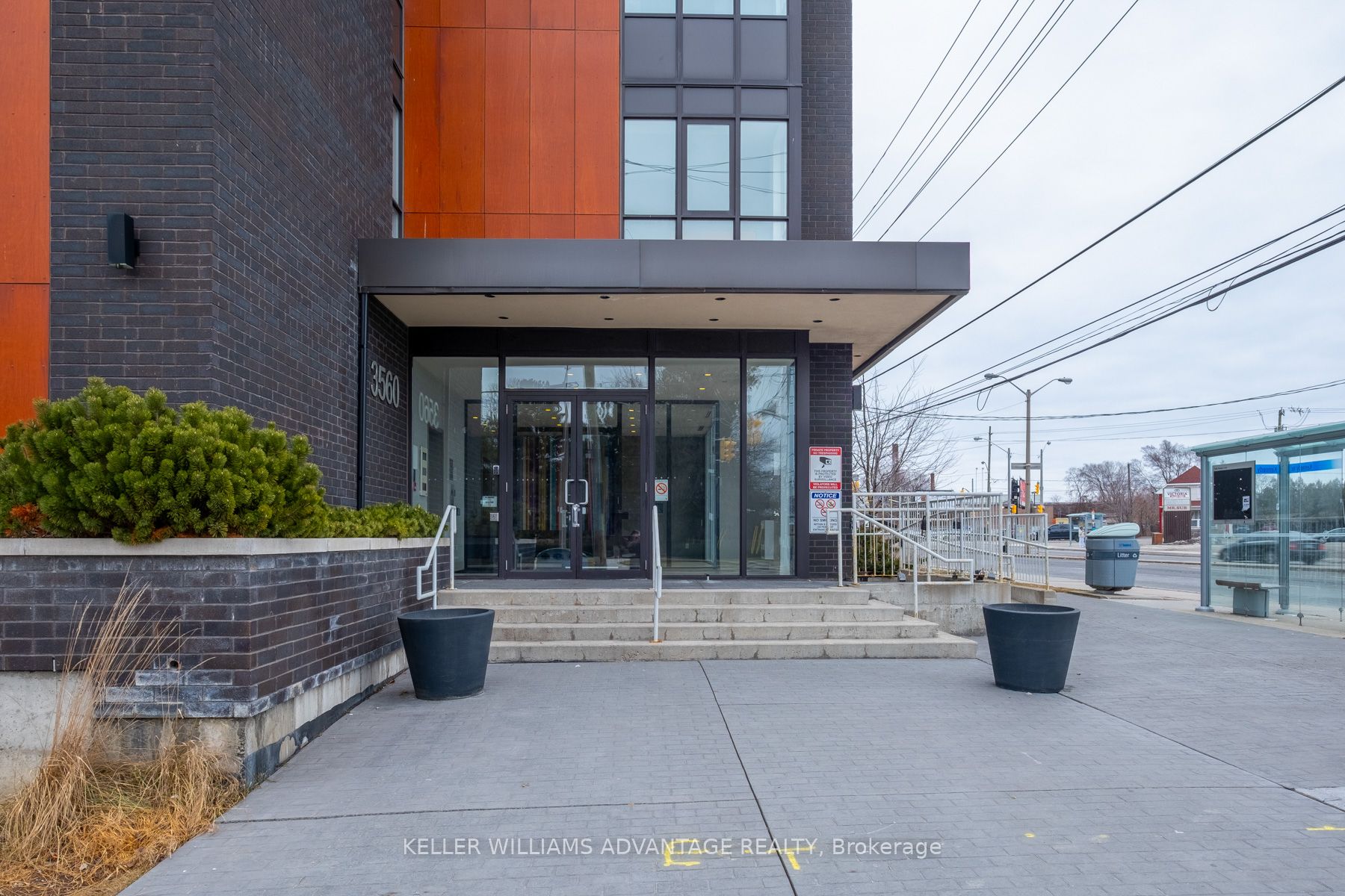 3560 St. Clair Ave E, #212