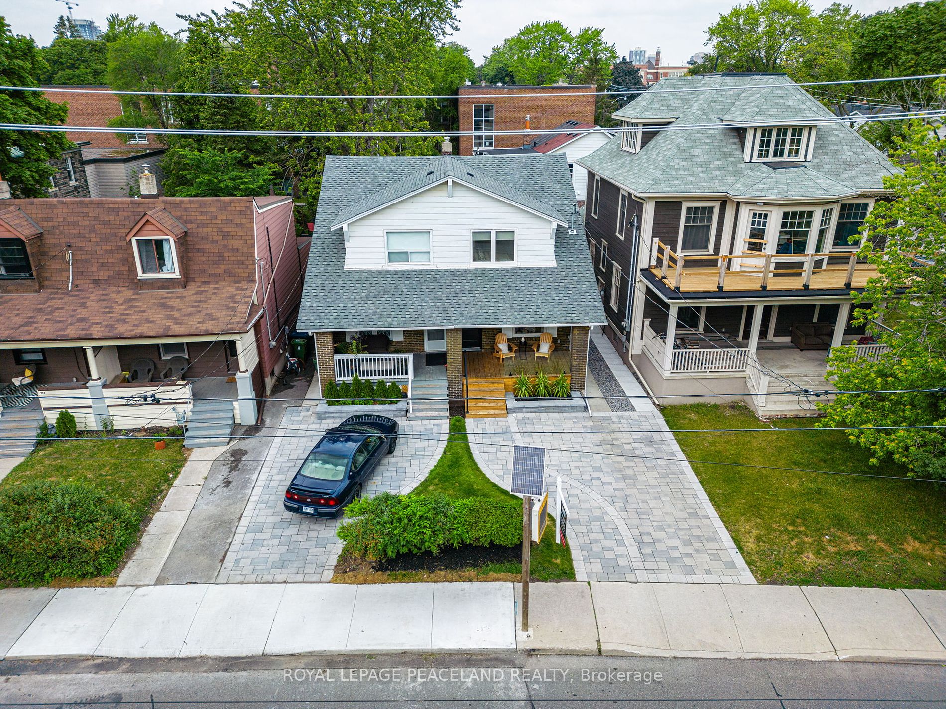 806 Kingston Rd
