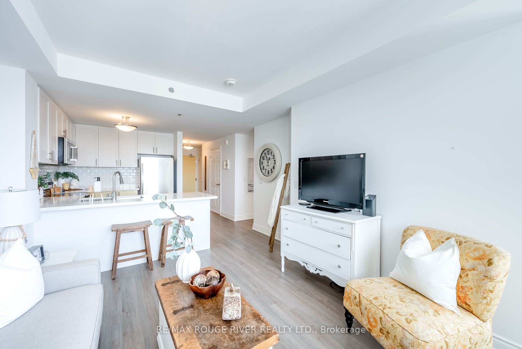 21 Brookhouse Dr, #209