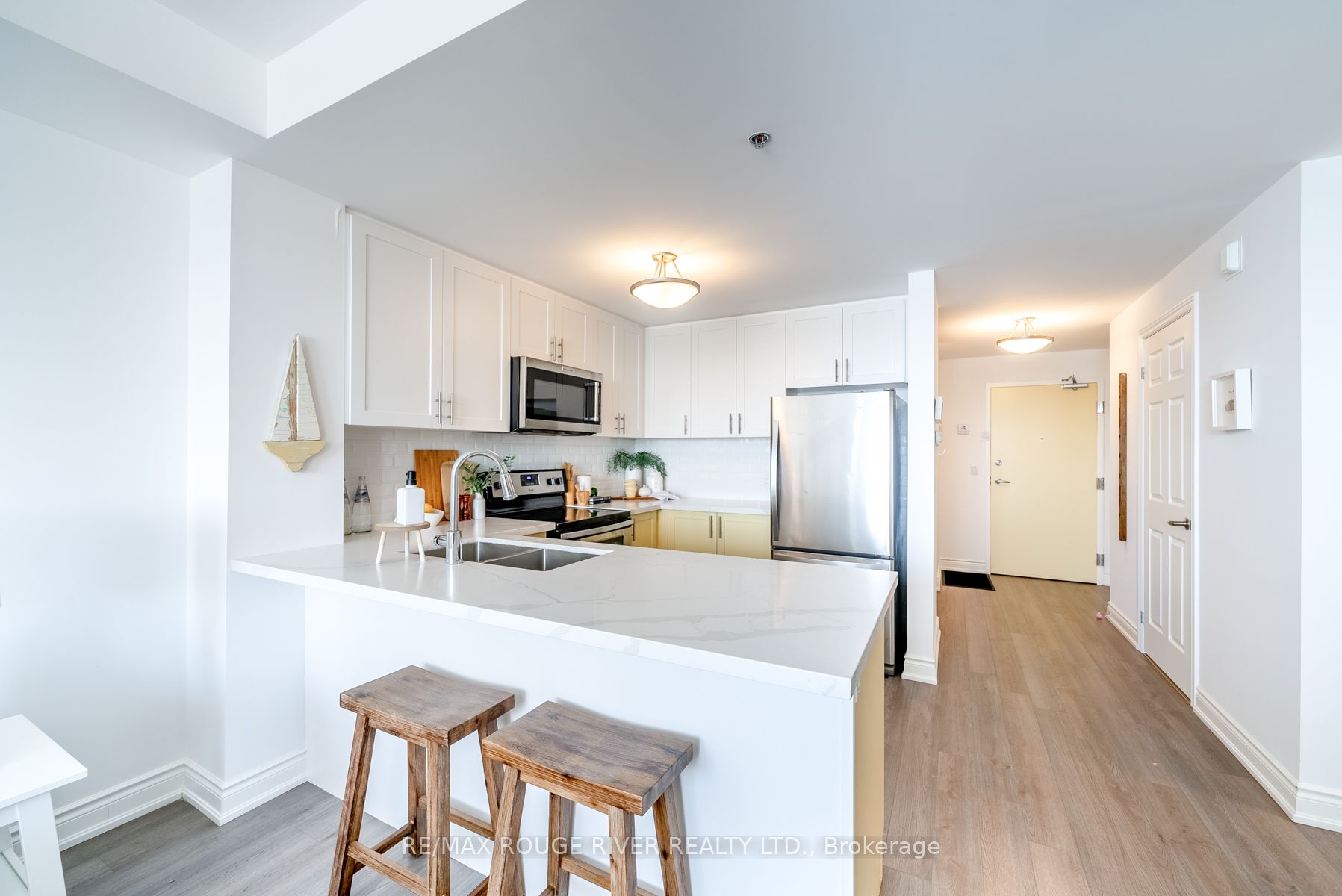 21 Brookhouse Dr, #209