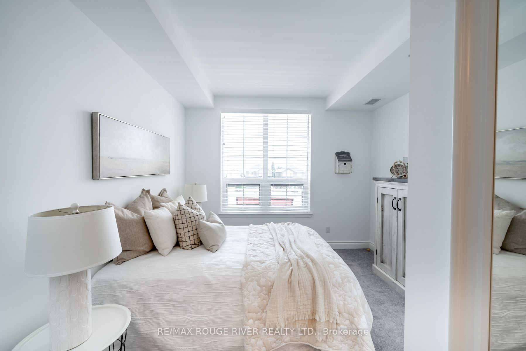 21 Brookhouse Dr, #209
