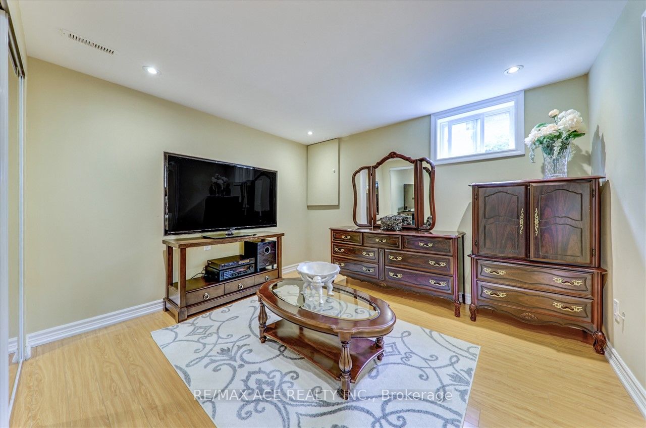 50 Jacwin Dr