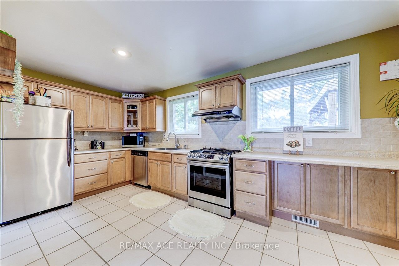 50 Jacwin Dr