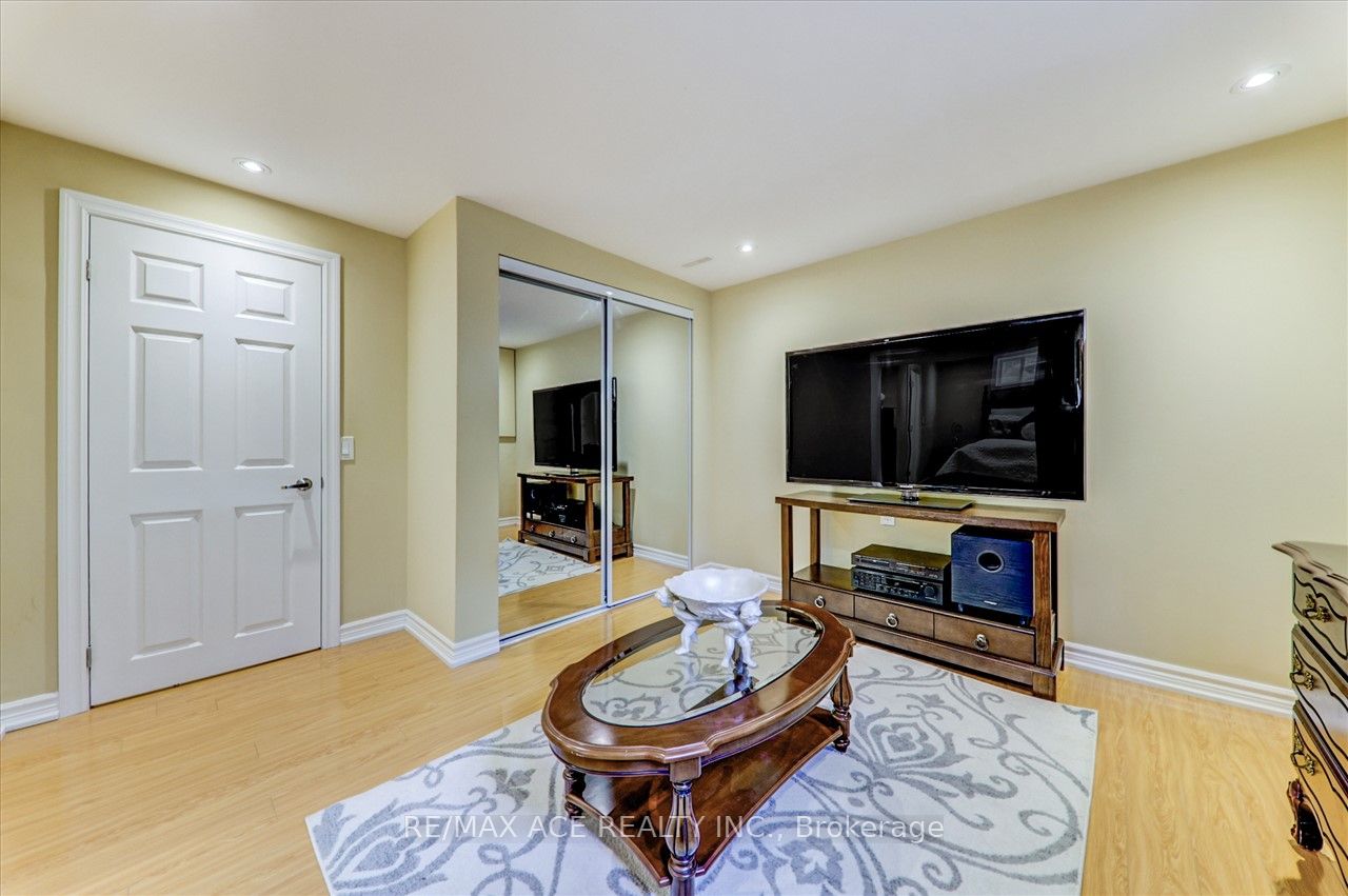 50 Jacwin Dr