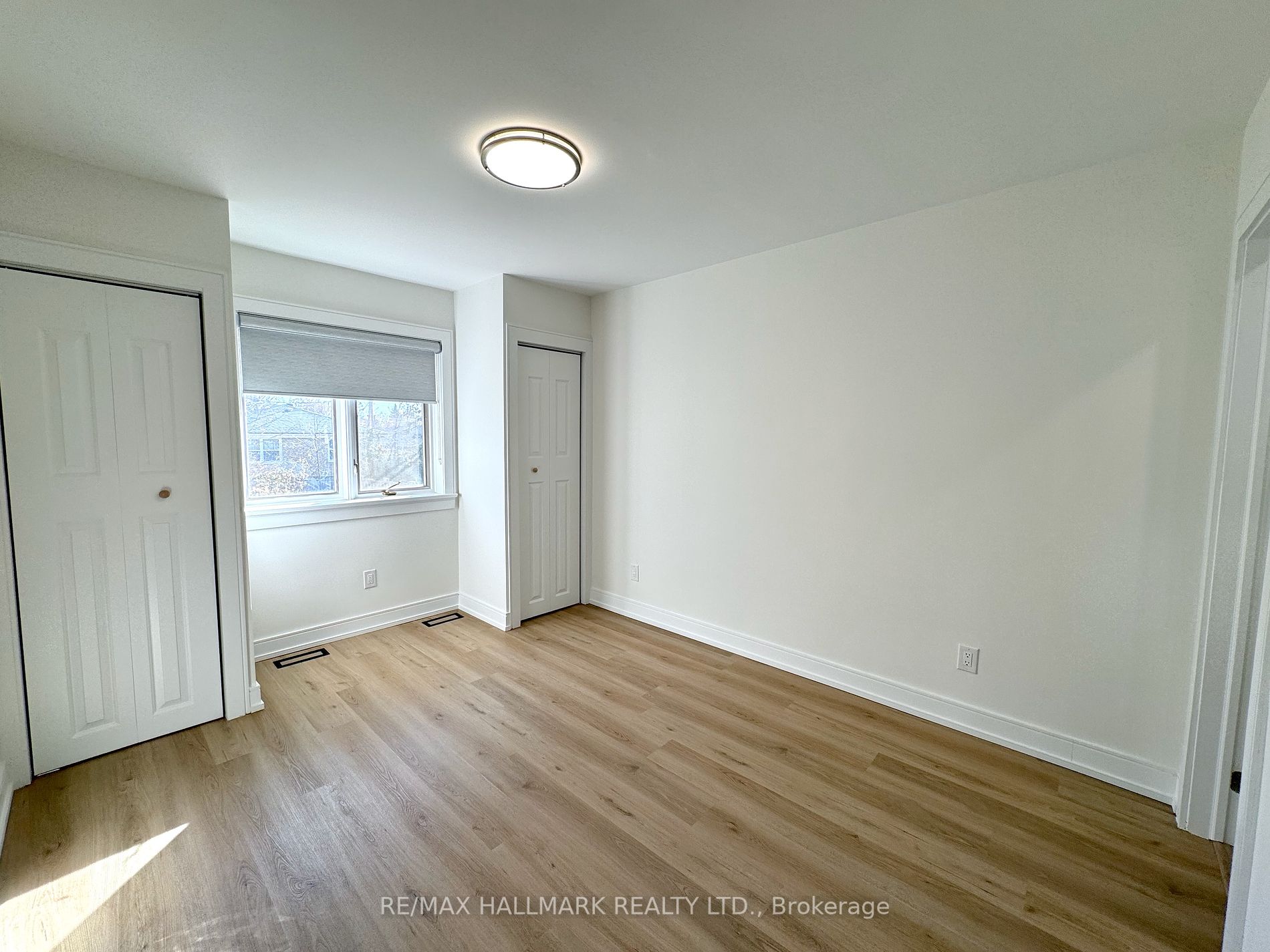 53 Fraserton Cres, #Upper