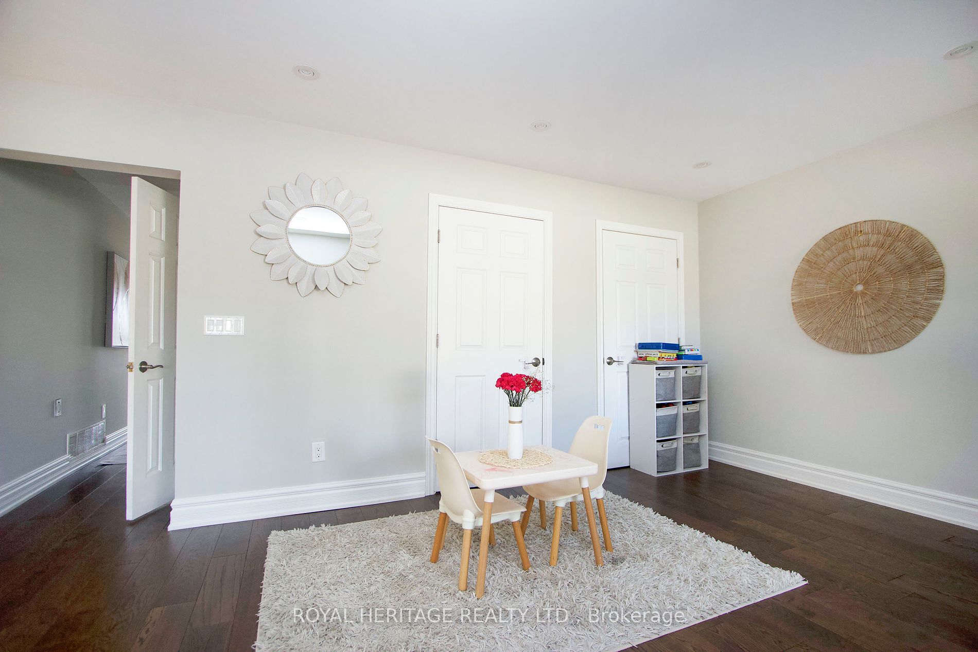 801 Greenbriar Drive