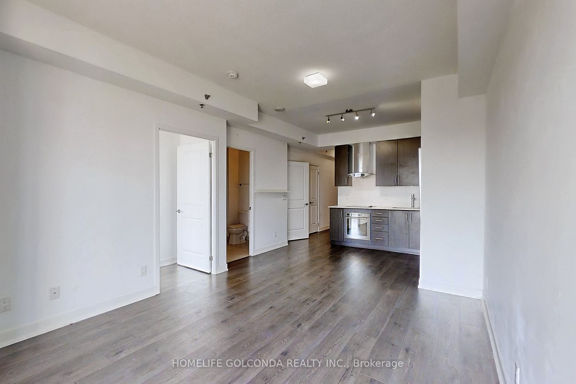 195 Bonis Avenue, #2109