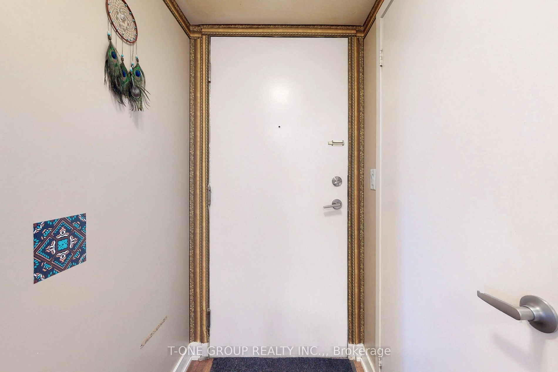 36 Lee Centre Dr, #2311