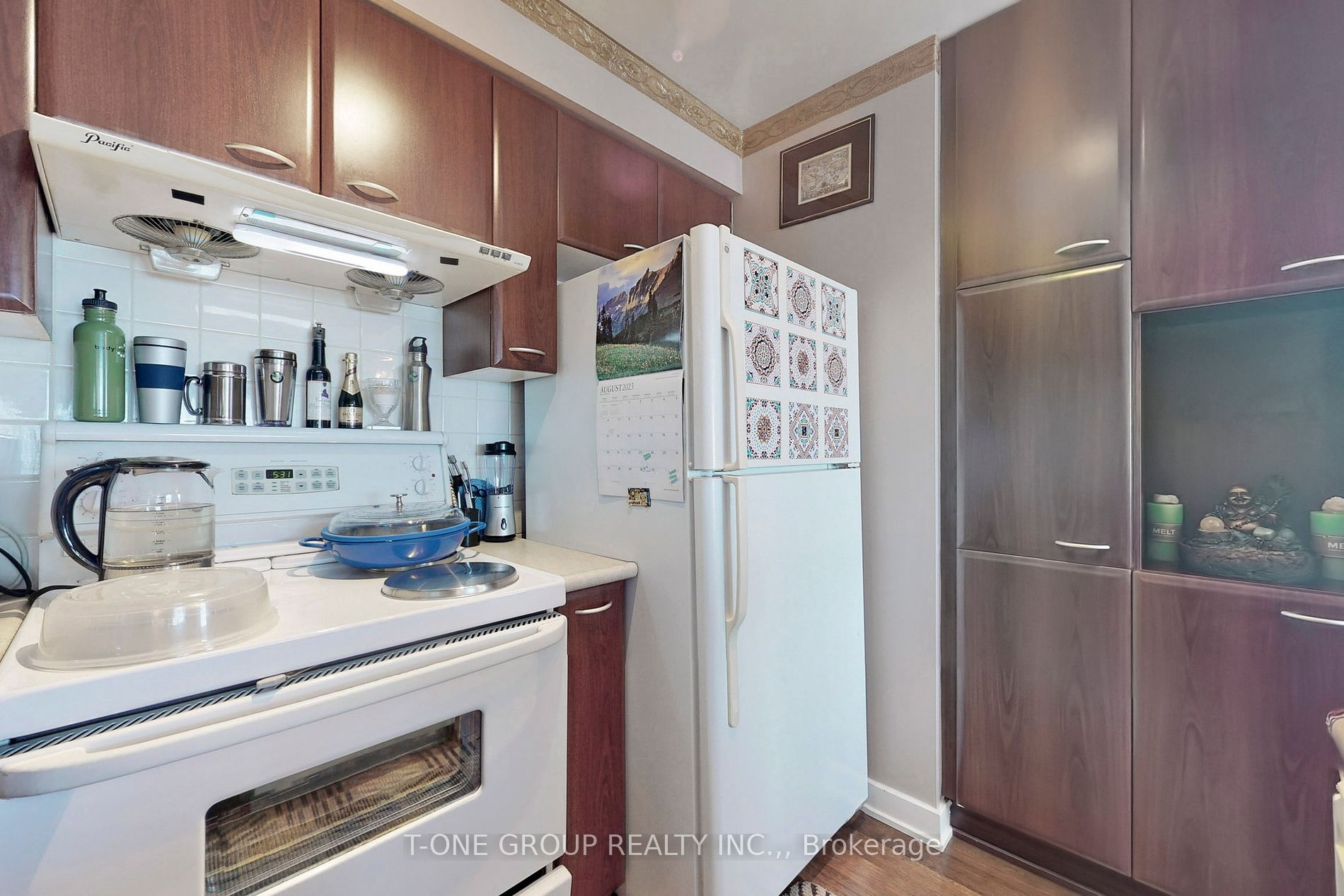 36 Lee Centre Dr, #2311