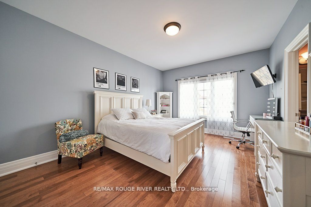 2326 Southcott Road