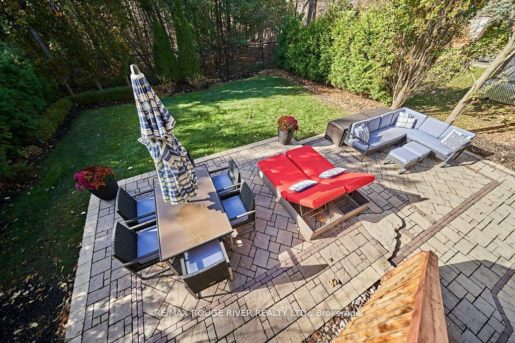 2326 Southcott Road