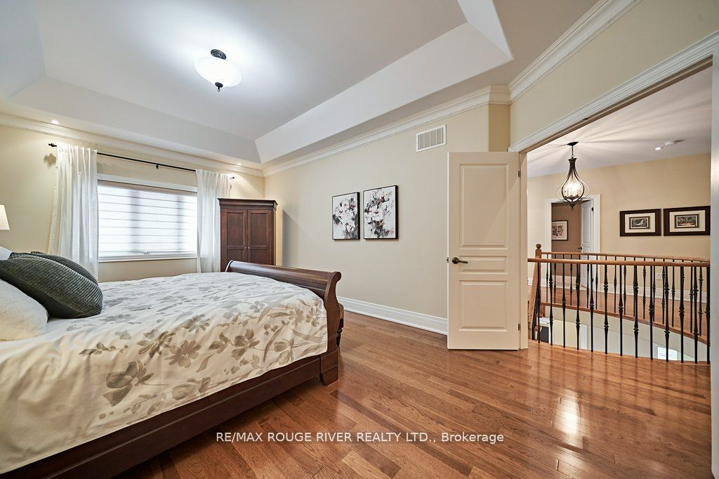 2326 Southcott Road