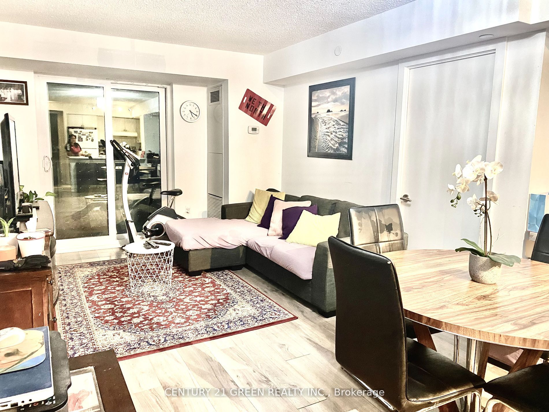 1346 Danforth Rd E, #211