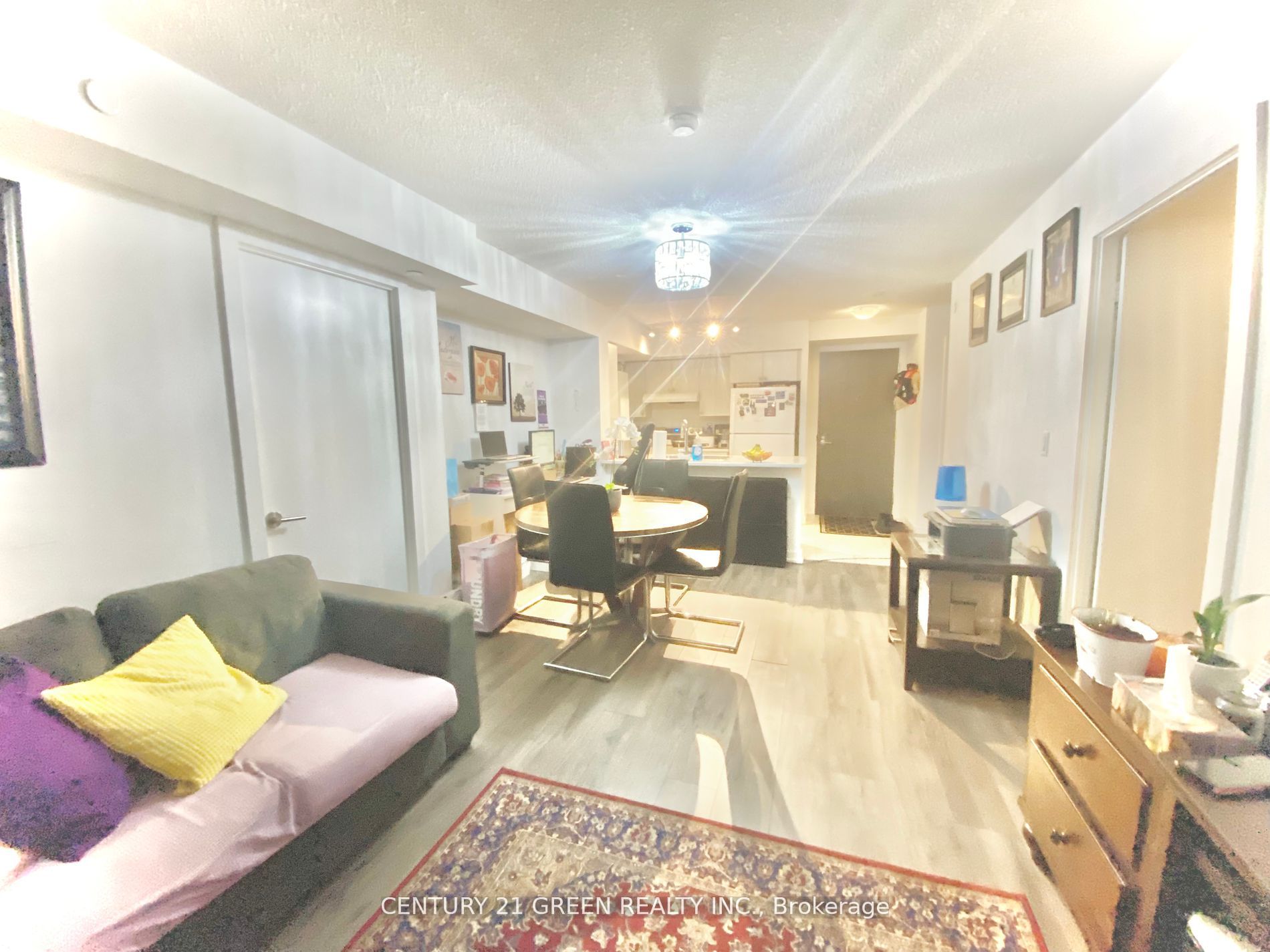 1346 Danforth Rd E, #211
