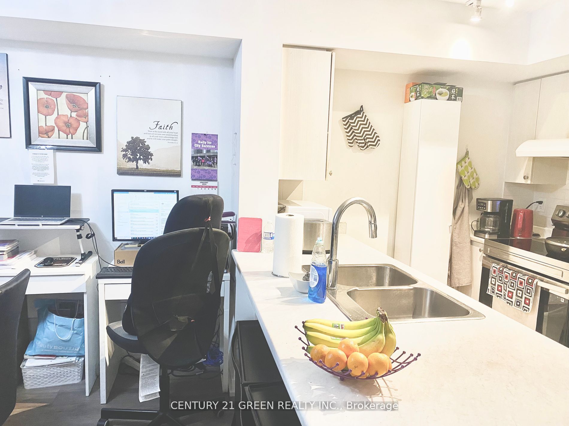 1346 Danforth Rd E, #211