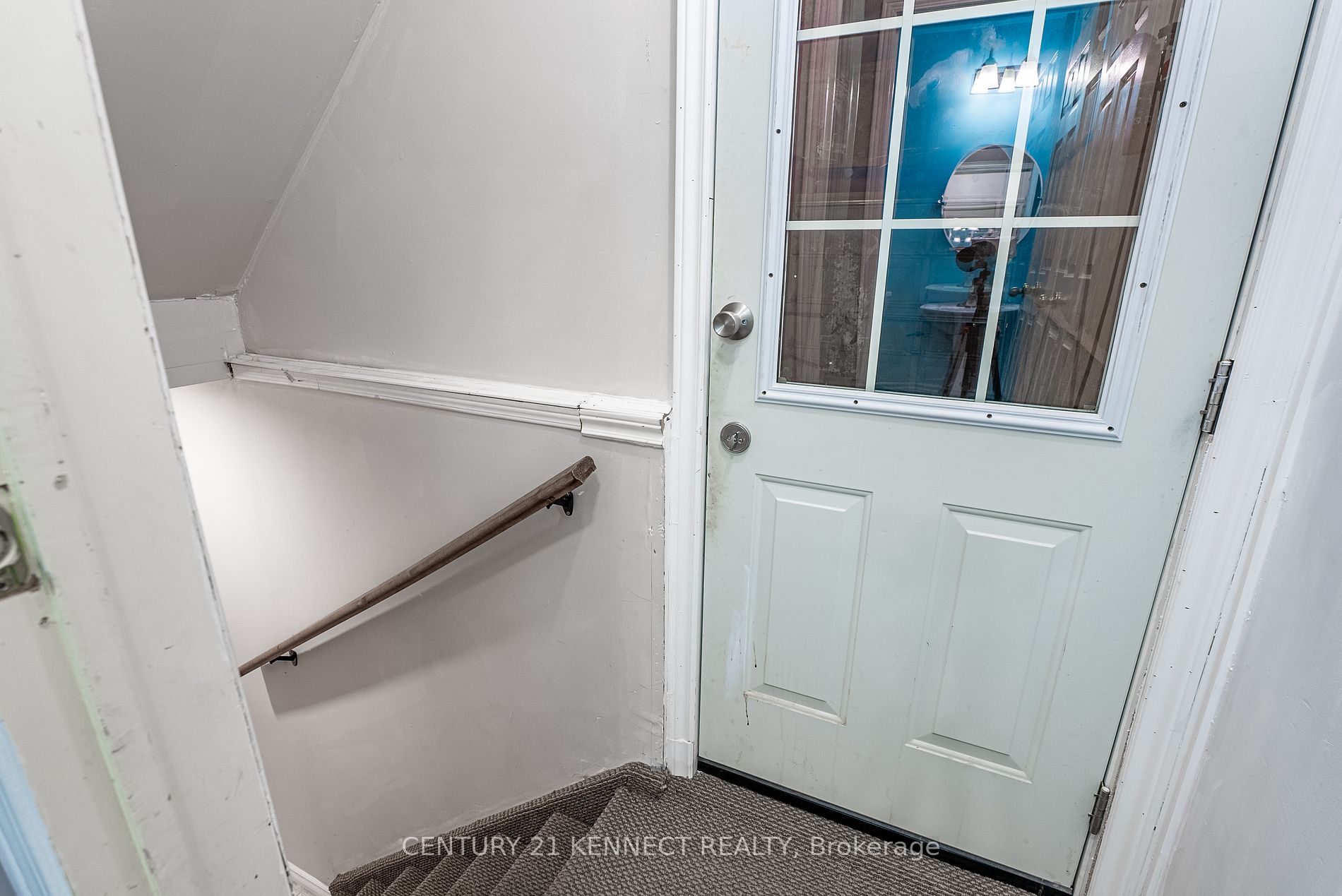 5 Knotty Pine Drive