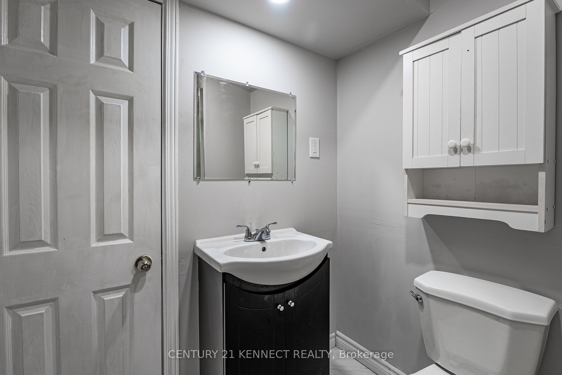 5 Knotty Pine Drive