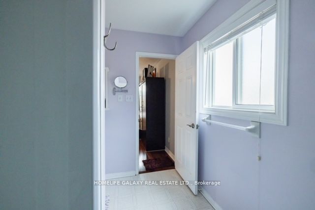 32 Dart Crt