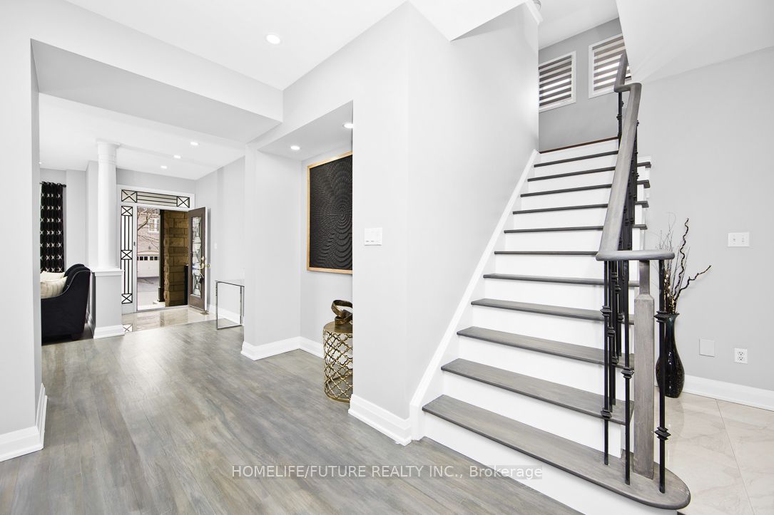 6 Southam Street