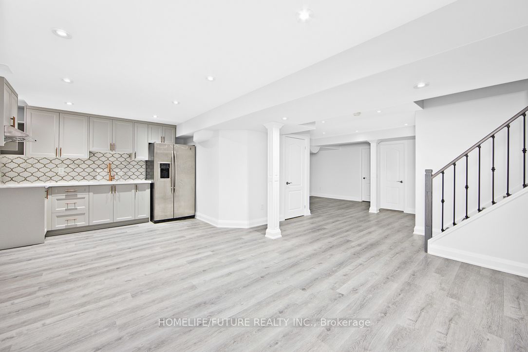 6 Southam Street