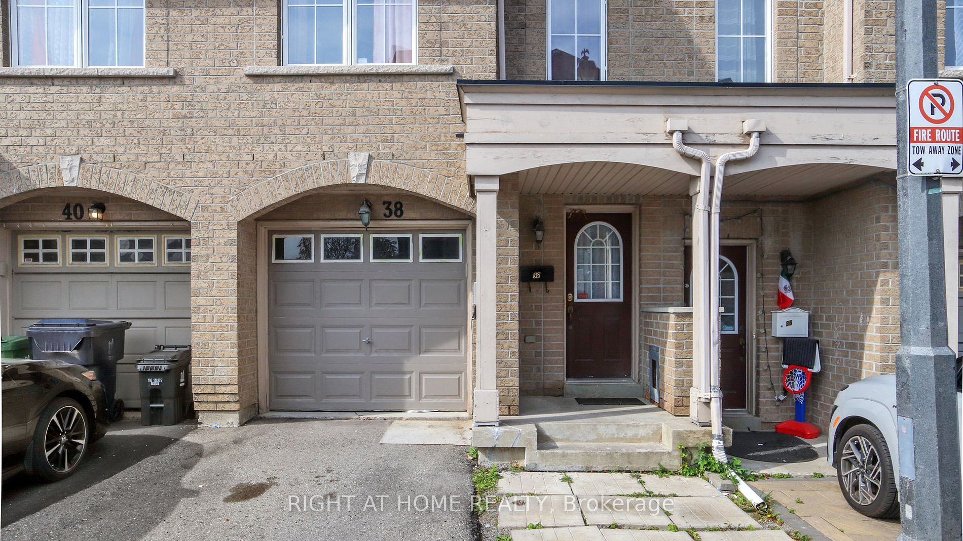 38 Jenkinson Way, #131