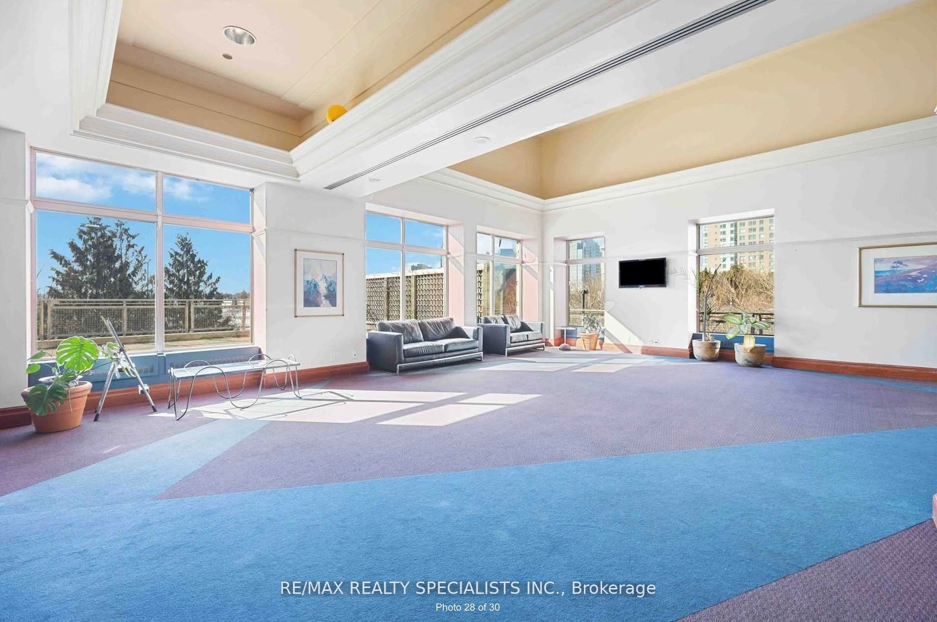 18 Lee Centre Drive, #2110