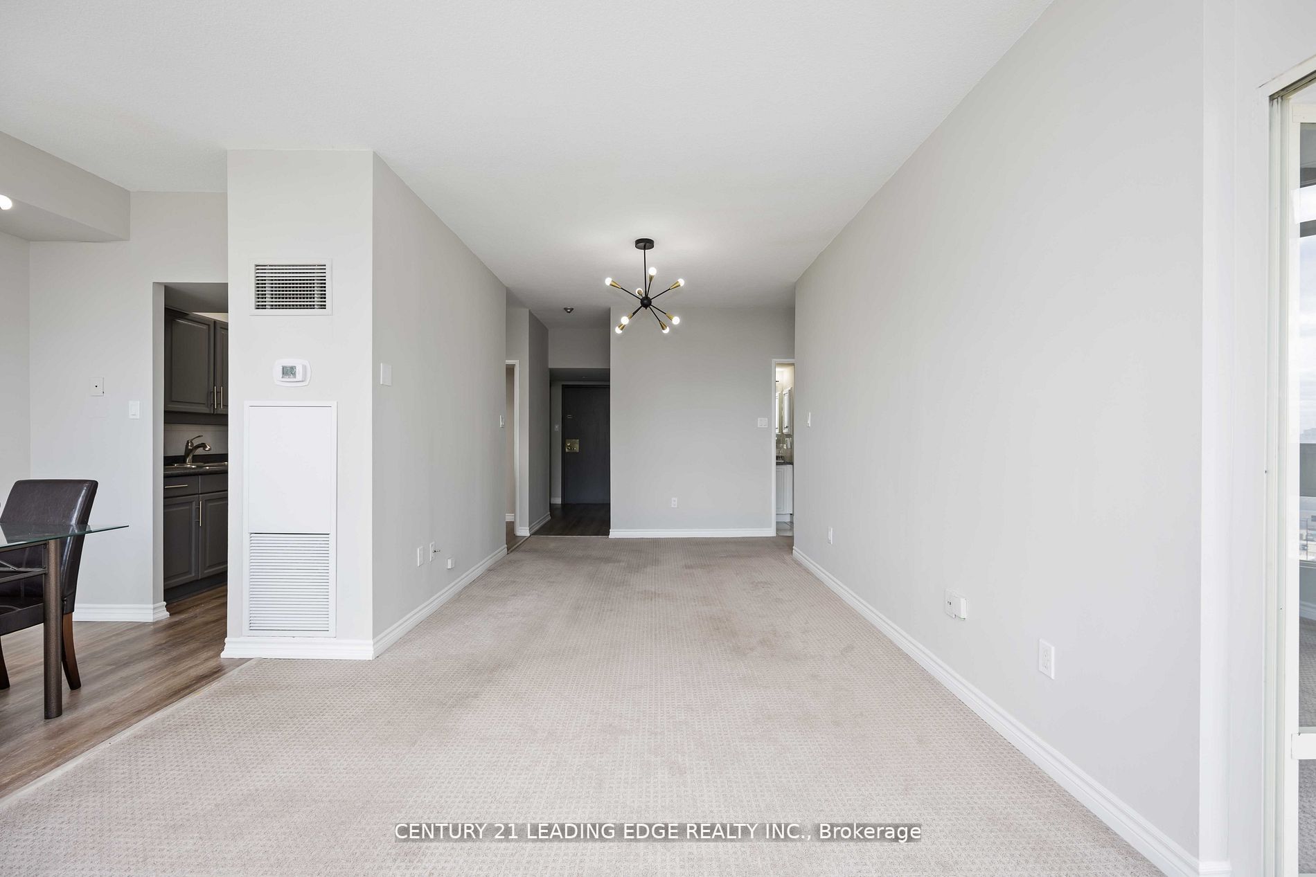 3233 Eglinton Ave E, #1001