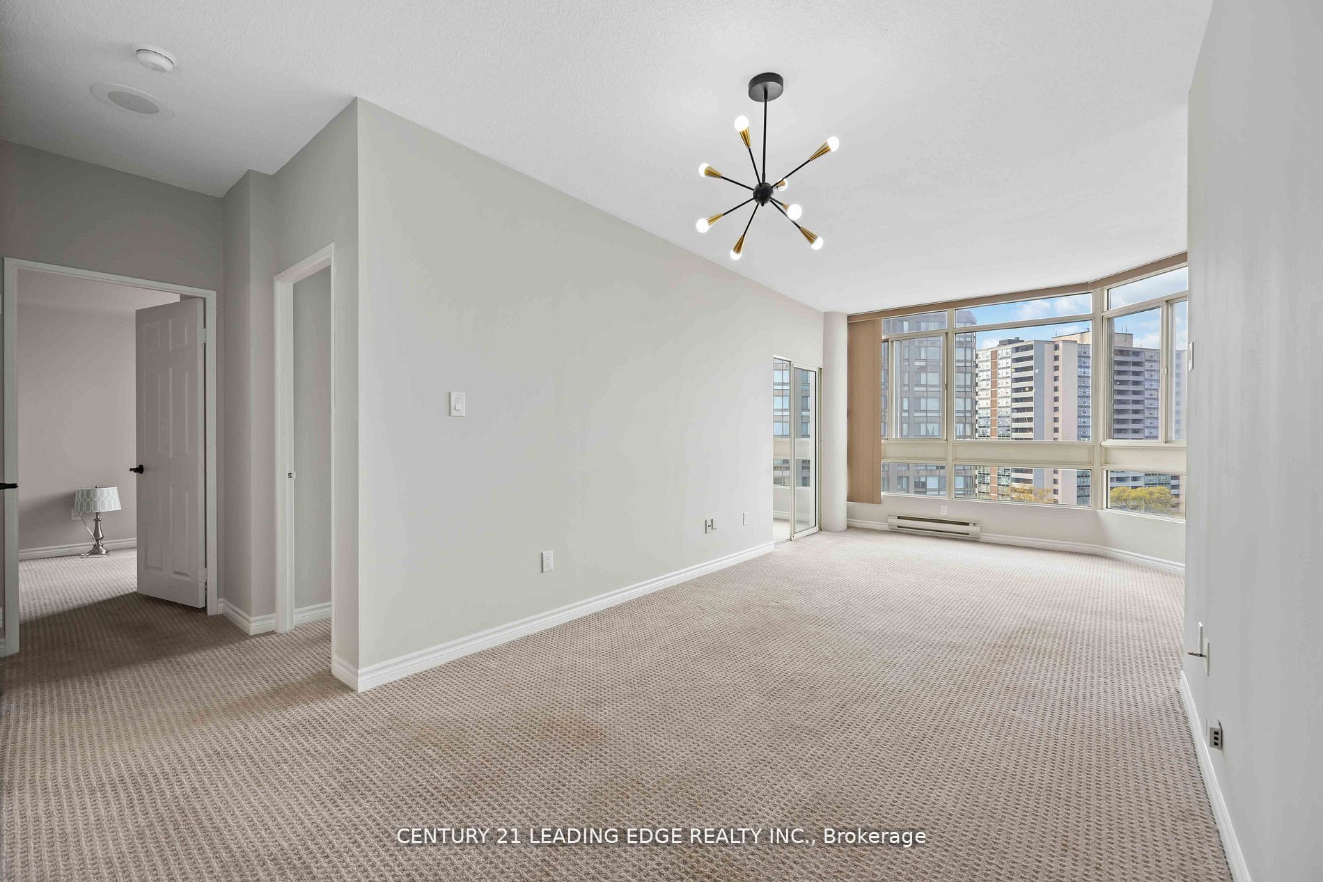 3233 Eglinton Ave E, #1001