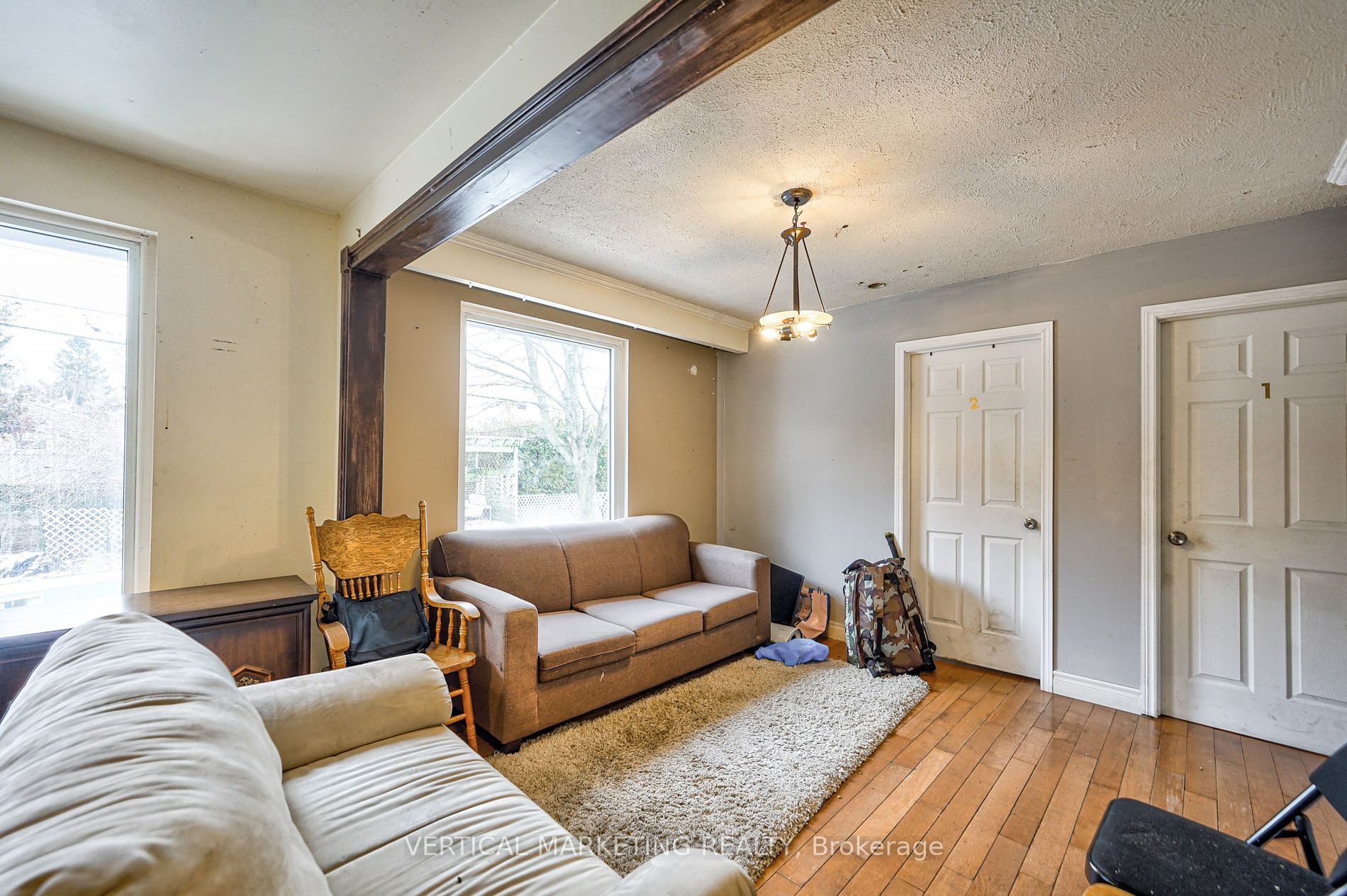 29 Bledlow Manor Dr