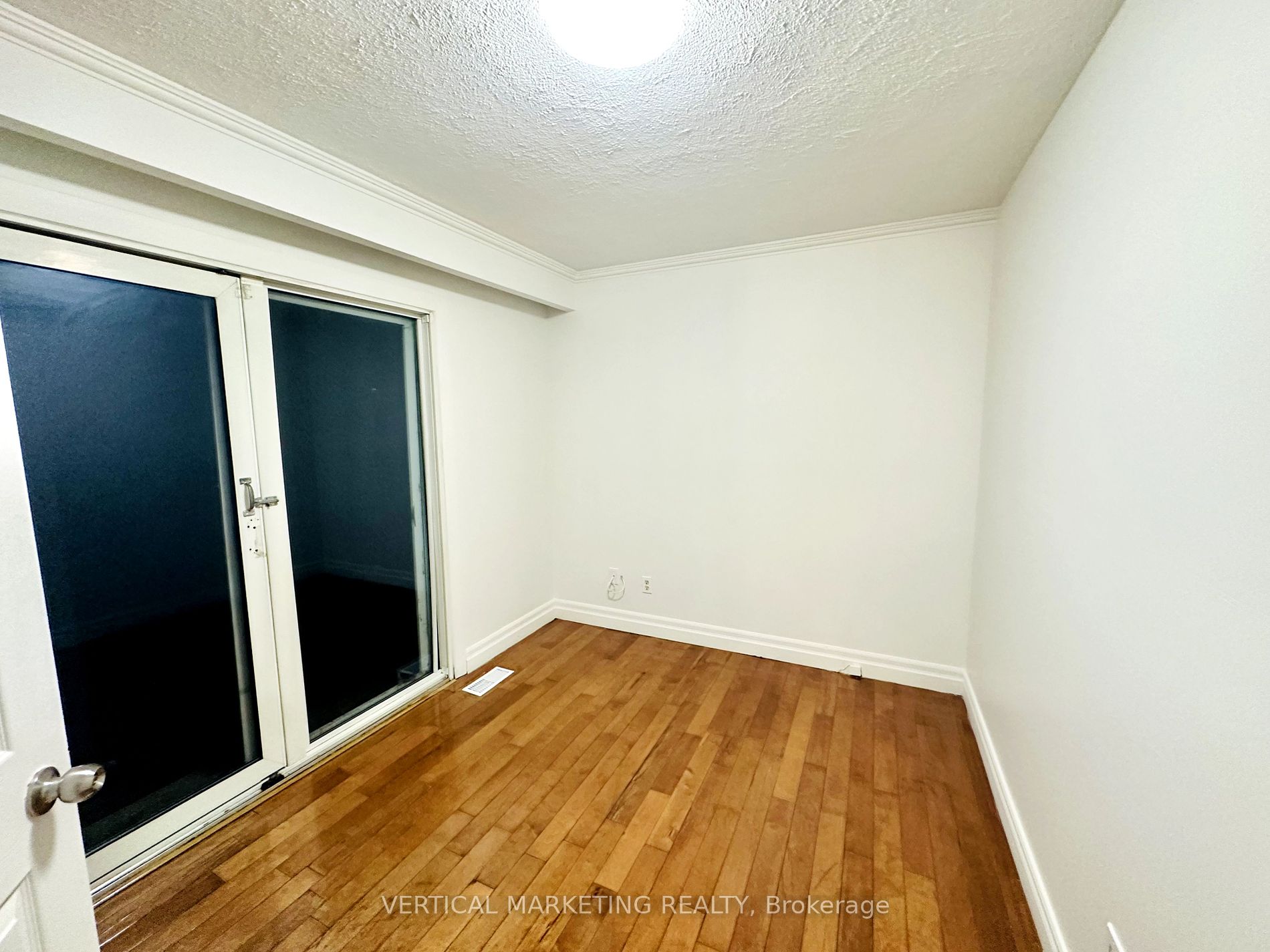 29 Bledlow Manor Dr